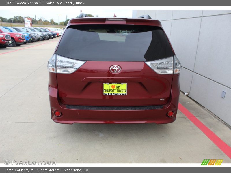 Salsa Red Pearl / Black 2020 Toyota Sienna SE