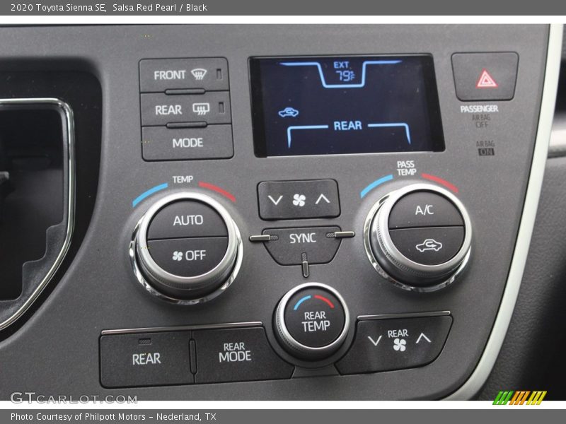 Salsa Red Pearl / Black 2020 Toyota Sienna SE