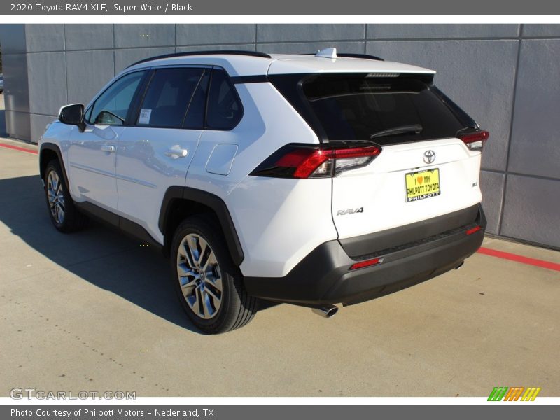 Super White / Black 2020 Toyota RAV4 XLE