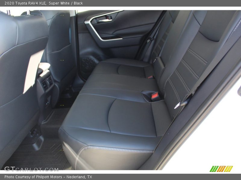 Super White / Black 2020 Toyota RAV4 XLE