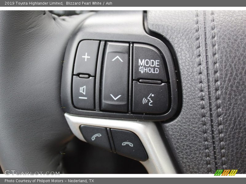 Blizzard Pearl White / Ash 2019 Toyota Highlander Limited