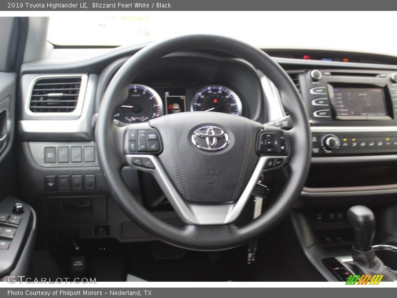 Blizzard Pearl White / Black 2019 Toyota Highlander LE