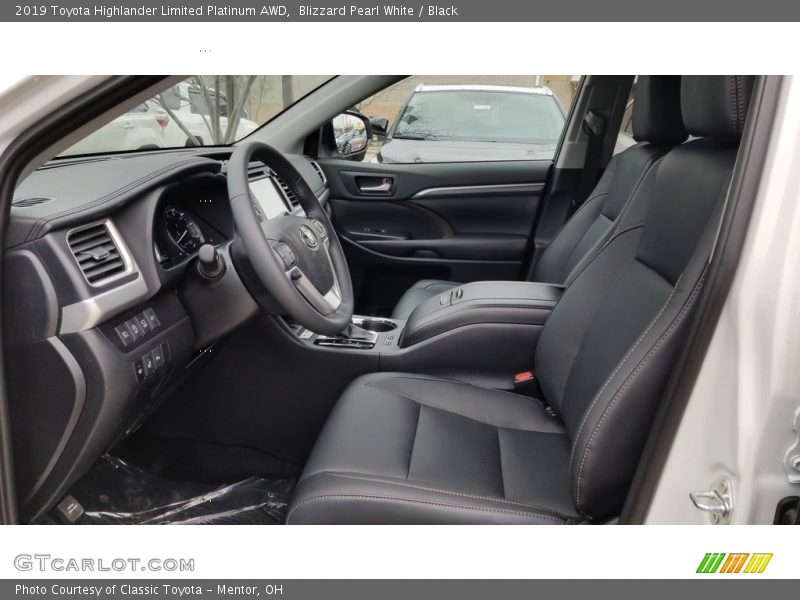 Front Seat of 2019 Highlander Limited Platinum AWD