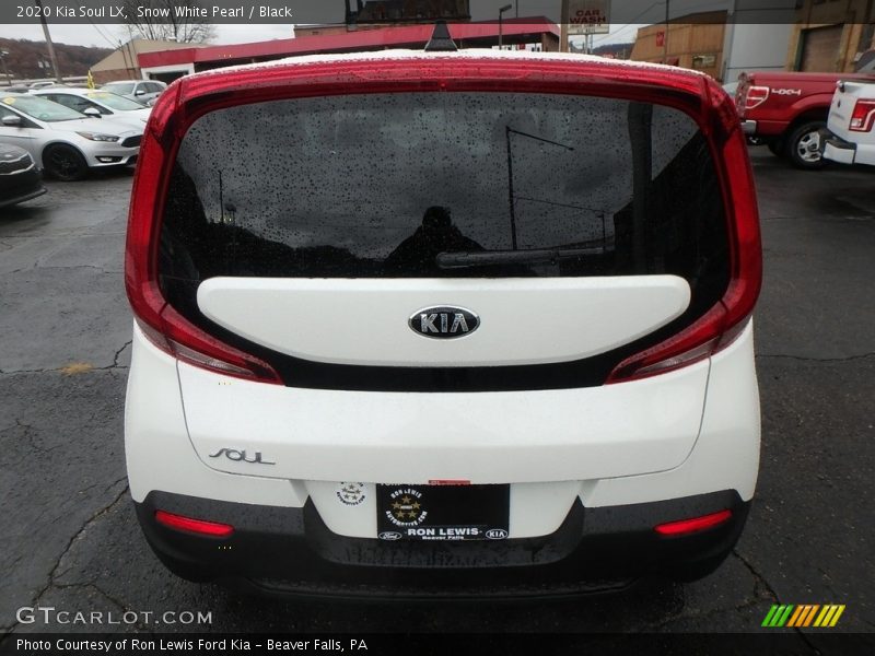 Snow White Pearl / Black 2020 Kia Soul LX