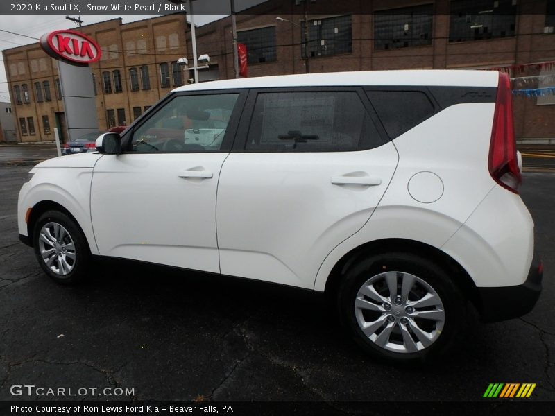 Snow White Pearl / Black 2020 Kia Soul LX