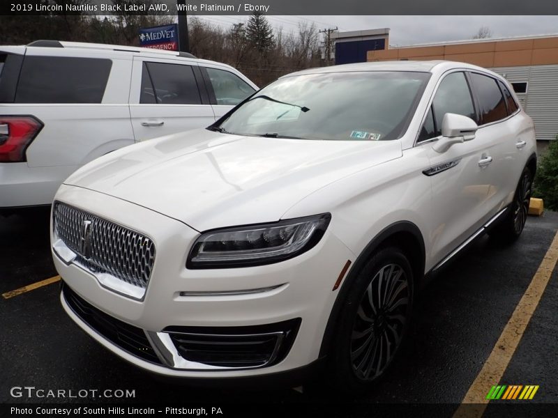 White Platinum / Ebony 2019 Lincoln Nautilus Black Label AWD