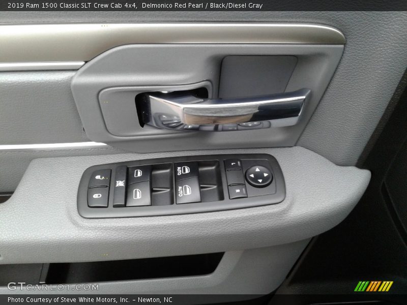 Delmonico Red Pearl / Black/Diesel Gray 2019 Ram 1500 Classic SLT Crew Cab 4x4