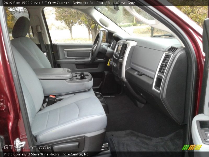 Delmonico Red Pearl / Black/Diesel Gray 2019 Ram 1500 Classic SLT Crew Cab 4x4