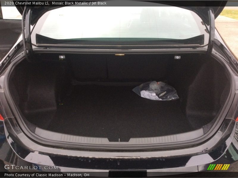 Mosaic Black Metallic / Jet Black 2020 Chevrolet Malibu LS