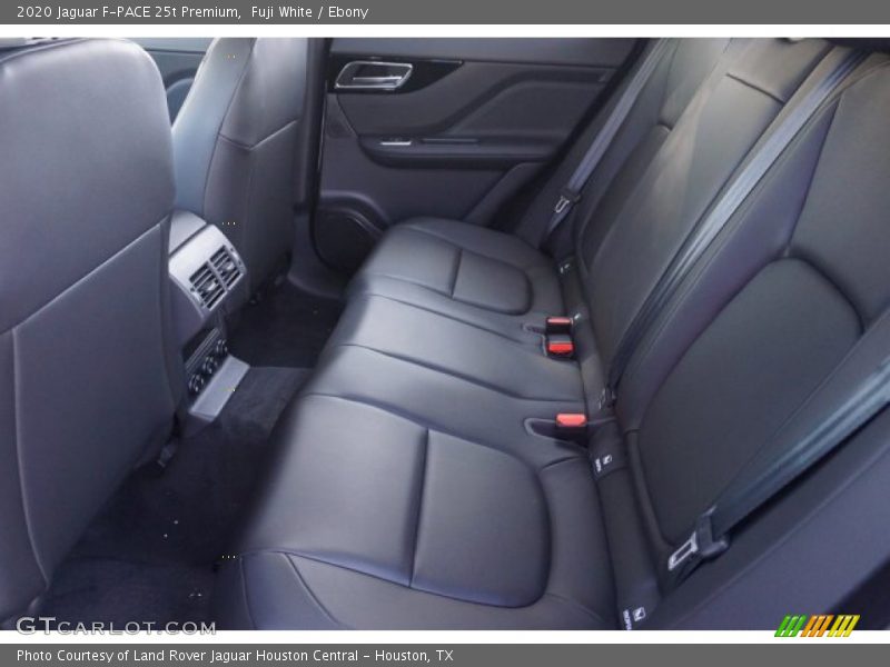 Fuji White / Ebony 2020 Jaguar F-PACE 25t Premium
