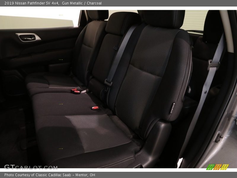 Gun Metallic / Charcoal 2019 Nissan Pathfinder SV 4x4