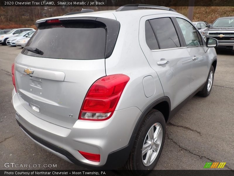 Silver Ice Metallic / Jet Black 2020 Chevrolet Trax LT AWD