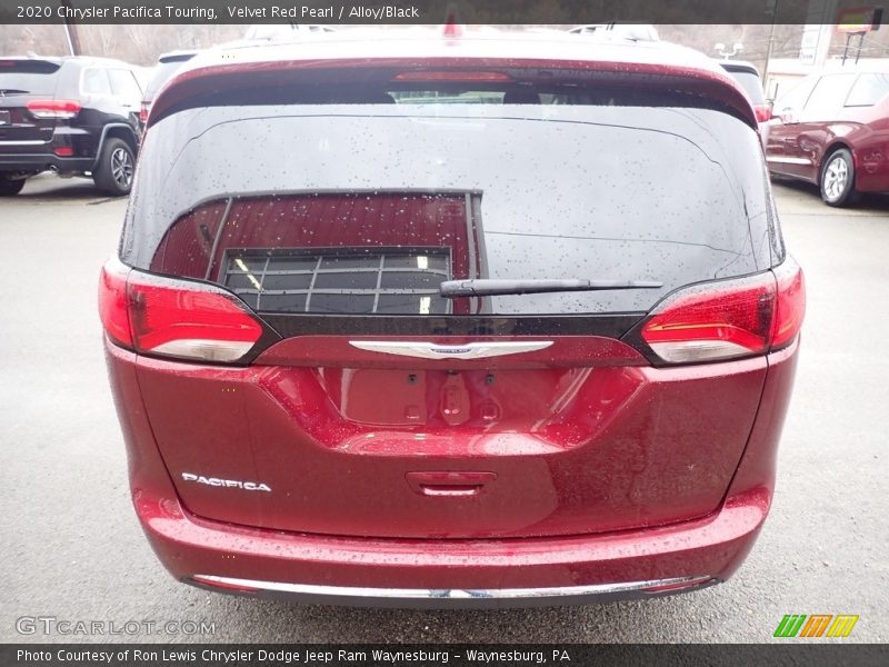 Velvet Red Pearl / Alloy/Black 2020 Chrysler Pacifica Touring