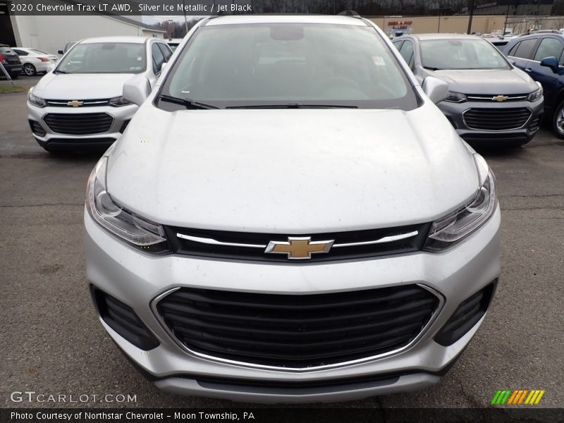 Silver Ice Metallic / Jet Black 2020 Chevrolet Trax LT AWD
