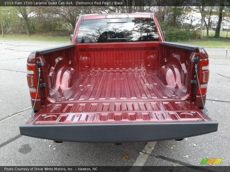 Delmonico Red Pearl / Black 2019 Ram 1500 Laramie Quad Cab 4x4