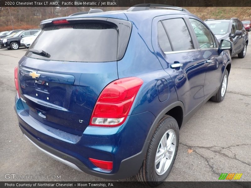 Pacific Blue Metallic / Jet Black 2020 Chevrolet Trax LT AWD