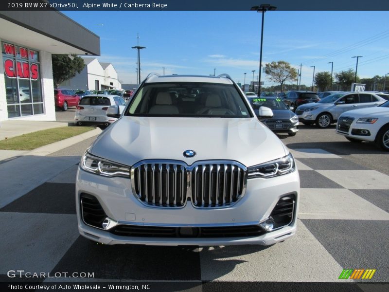 Alpine White / Canberra Beige 2019 BMW X7 xDrive50i