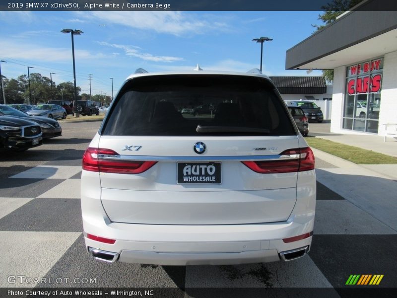 Alpine White / Canberra Beige 2019 BMW X7 xDrive50i