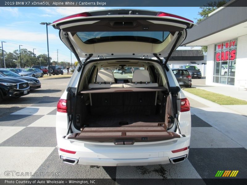 Alpine White / Canberra Beige 2019 BMW X7 xDrive50i