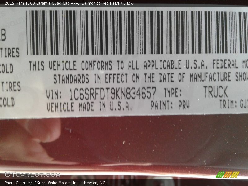 Delmonico Red Pearl / Black 2019 Ram 1500 Laramie Quad Cab 4x4