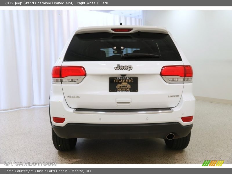 Bright White / Black 2019 Jeep Grand Cherokee Limited 4x4