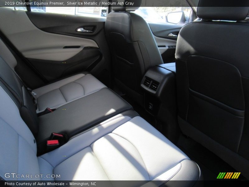 Silver Ice Metallic / Medium Ash Gray 2019 Chevrolet Equinox Premier