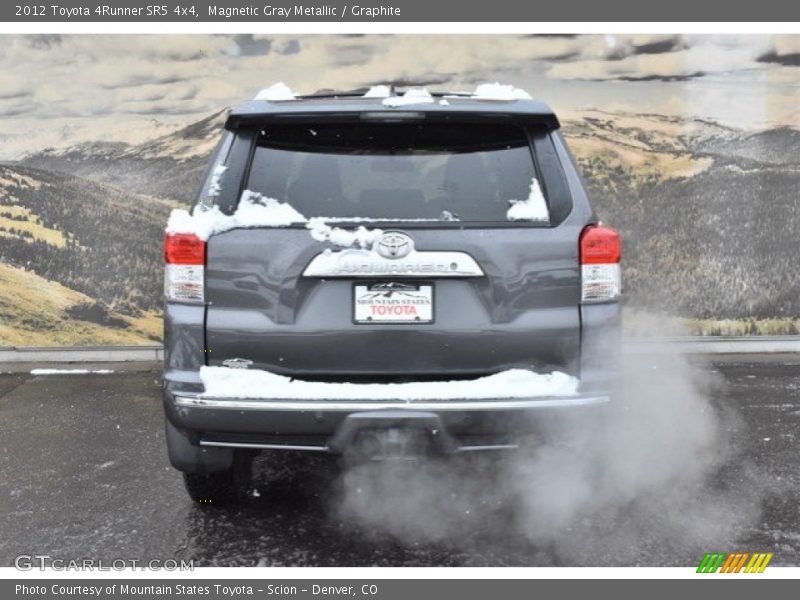 Magnetic Gray Metallic / Graphite 2012 Toyota 4Runner SR5 4x4