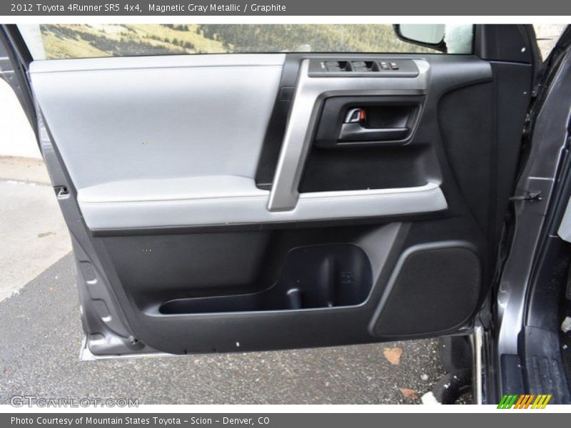 Magnetic Gray Metallic / Graphite 2012 Toyota 4Runner SR5 4x4