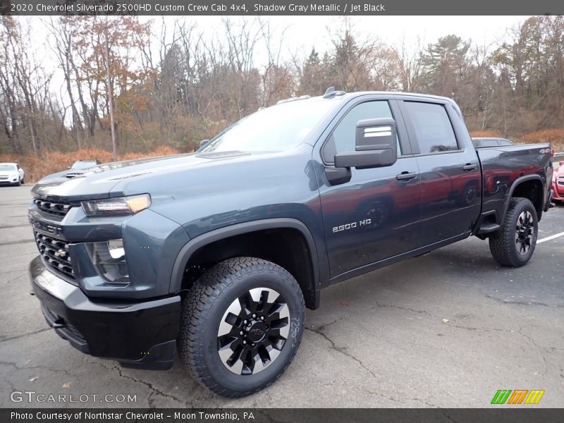 Front 3/4 View of 2020 Silverado 2500HD Custom Crew Cab 4x4