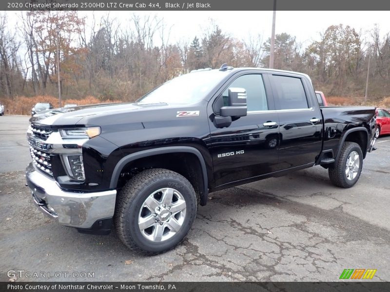 Front 3/4 View of 2020 Silverado 2500HD LTZ Crew Cab 4x4