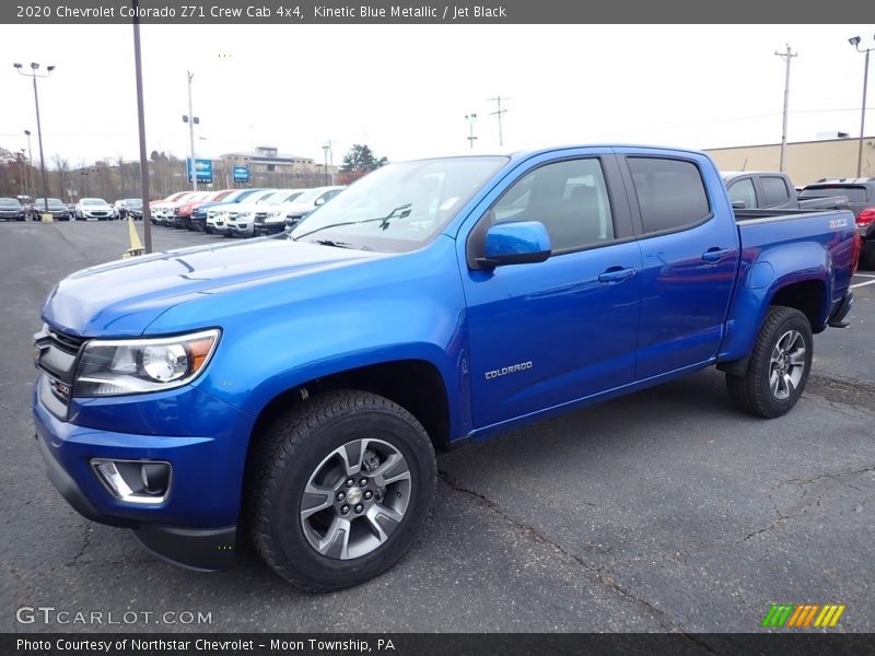 Front 3/4 View of 2020 Colorado Z71 Crew Cab 4x4