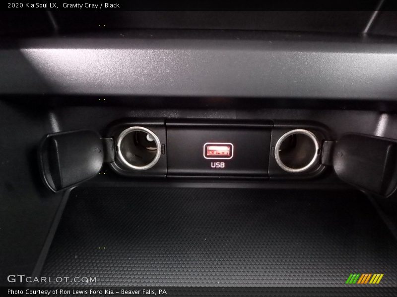 Gravity Gray / Black 2020 Kia Soul LX