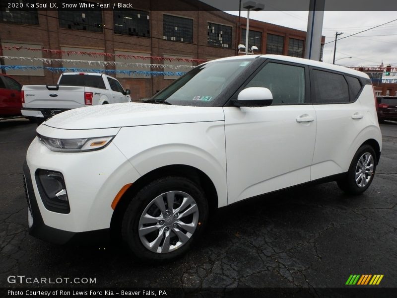 Snow White Pearl / Black 2020 Kia Soul LX