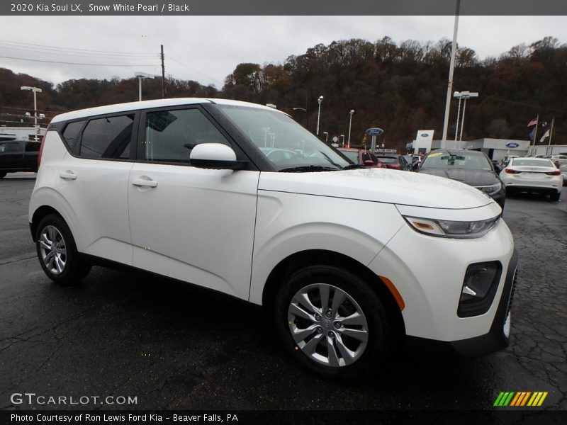 Snow White Pearl / Black 2020 Kia Soul LX