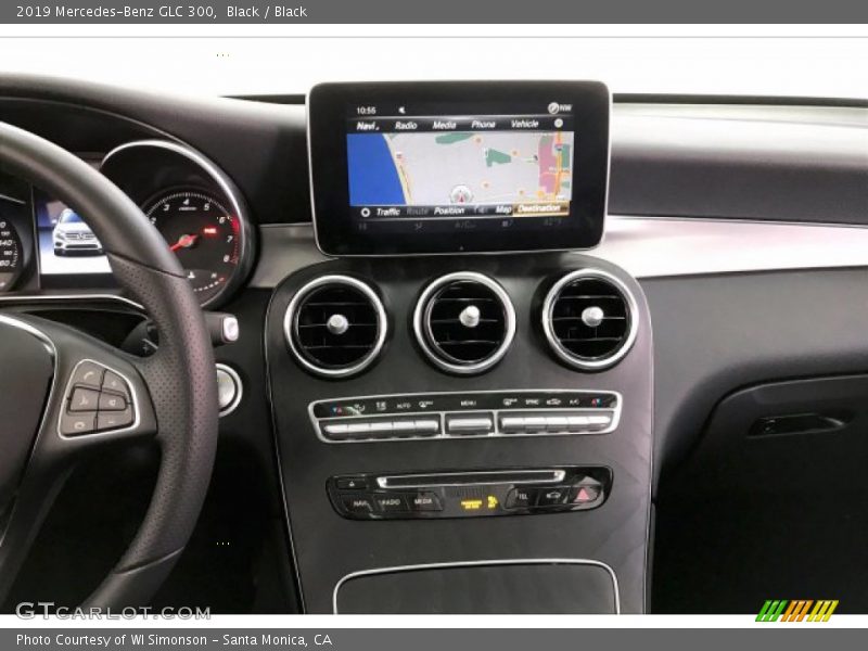 Black / Black 2019 Mercedes-Benz GLC 300