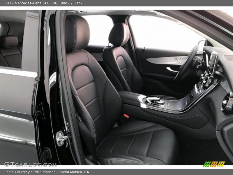 Black / Black 2019 Mercedes-Benz GLC 300