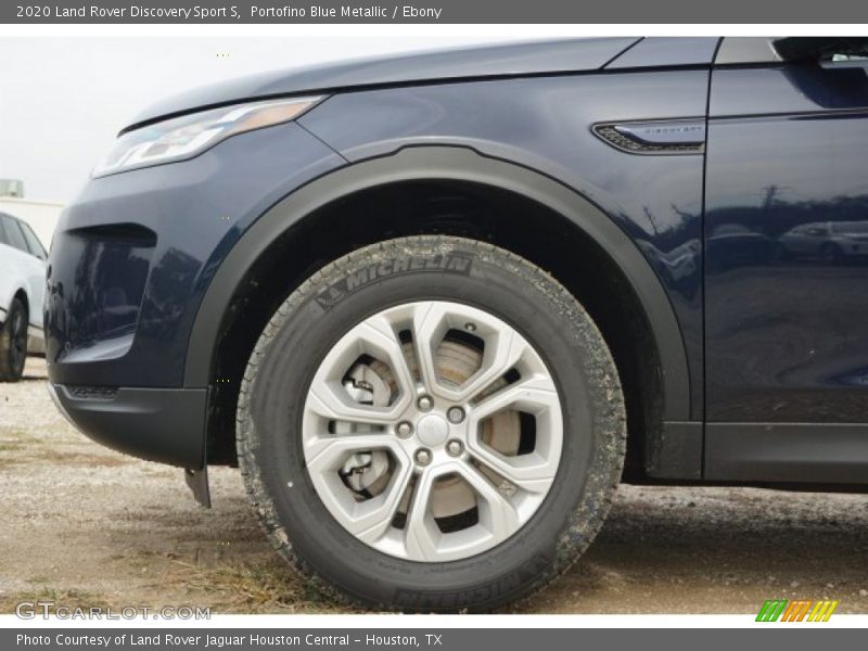 Portofino Blue Metallic / Ebony 2020 Land Rover Discovery Sport S