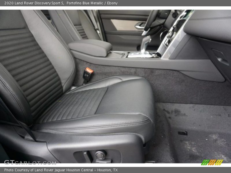 Portofino Blue Metallic / Ebony 2020 Land Rover Discovery Sport S