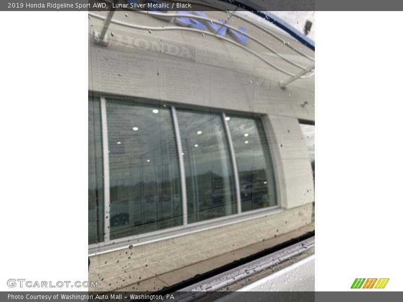 Lunar Silver Metallic / Black 2019 Honda Ridgeline Sport AWD