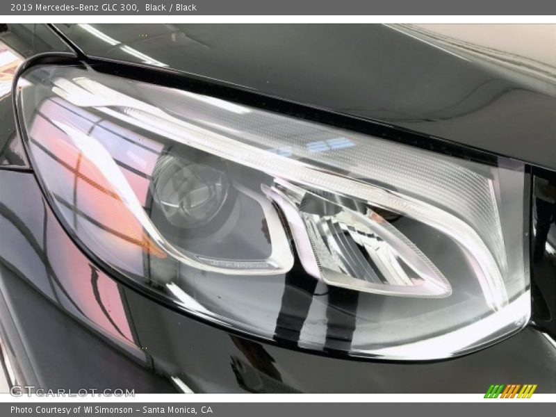Black / Black 2019 Mercedes-Benz GLC 300