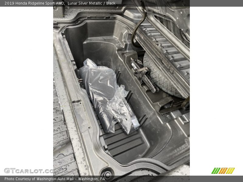 Lunar Silver Metallic / Black 2019 Honda Ridgeline Sport AWD