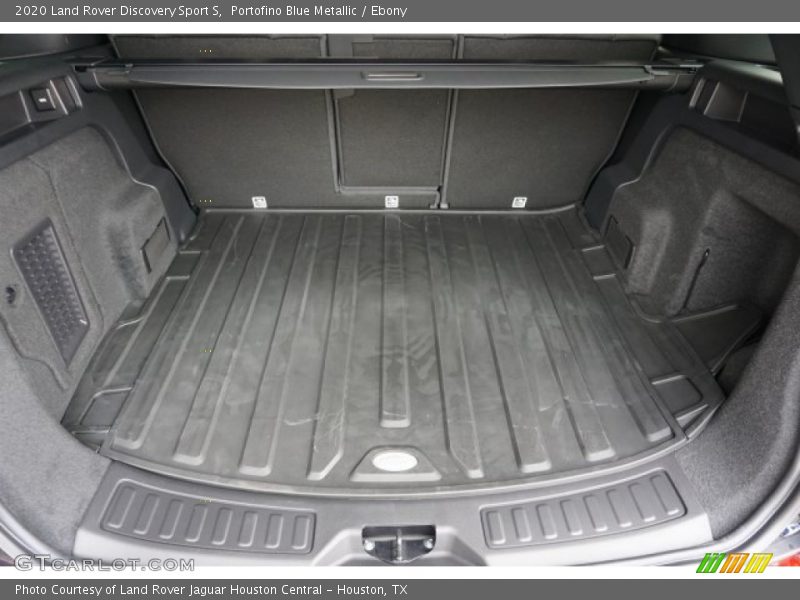 Portofino Blue Metallic / Ebony 2020 Land Rover Discovery Sport S