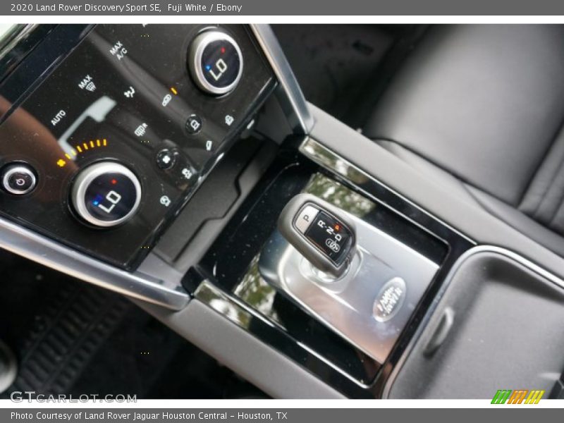 Fuji White / Ebony 2020 Land Rover Discovery Sport SE