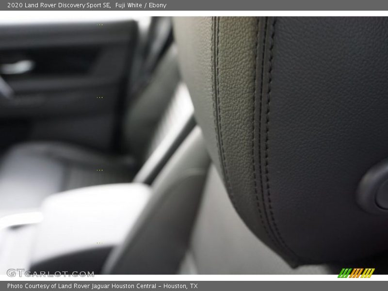 Fuji White / Ebony 2020 Land Rover Discovery Sport SE