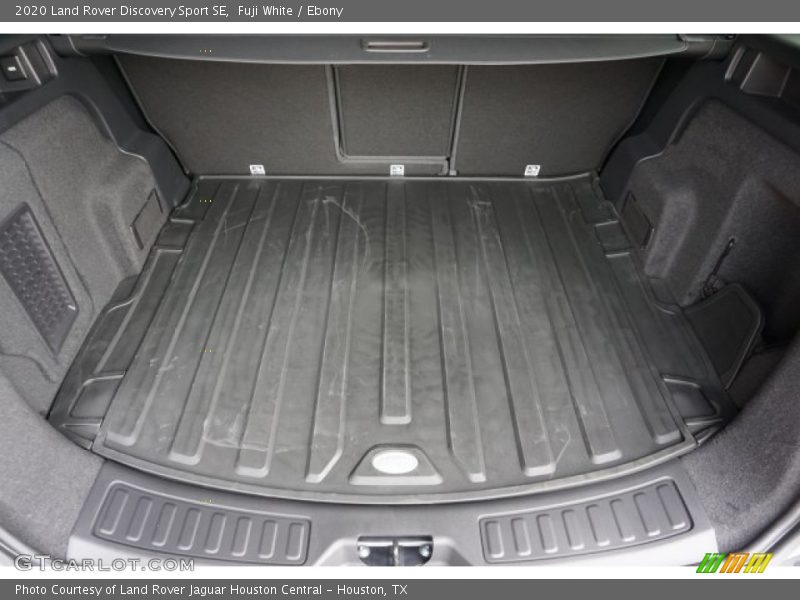 Fuji White / Ebony 2020 Land Rover Discovery Sport SE
