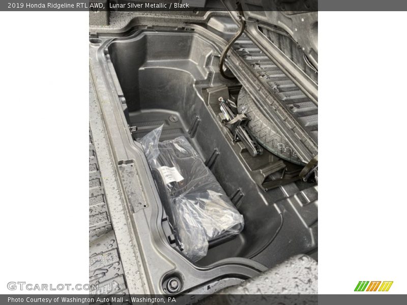 Lunar Silver Metallic / Black 2019 Honda Ridgeline RTL AWD
