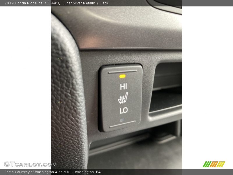 Lunar Silver Metallic / Black 2019 Honda Ridgeline RTL AWD