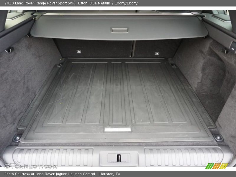  2020 Range Rover Sport SVR Trunk