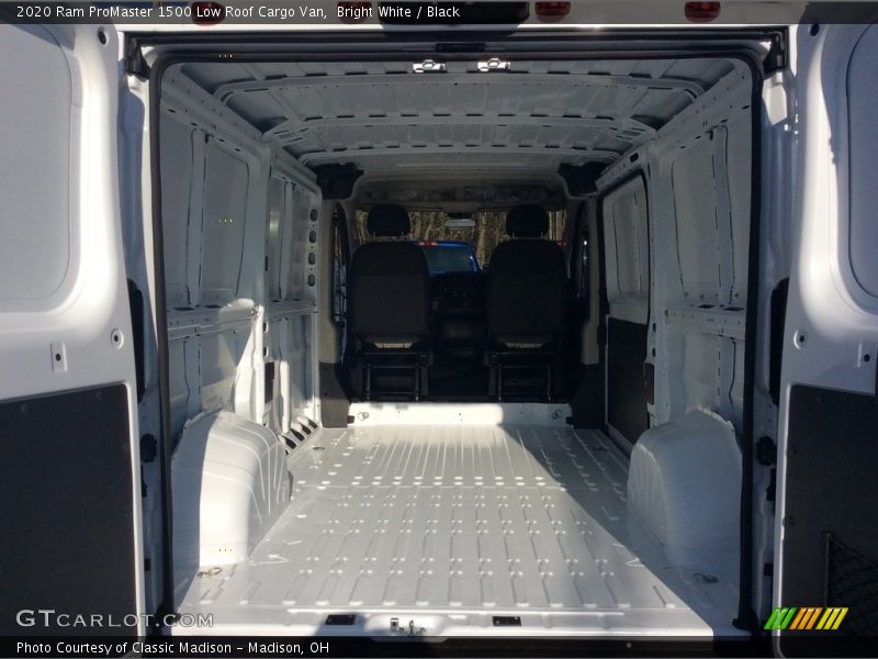  2020 ProMaster 1500 Low Roof Cargo Van Trunk