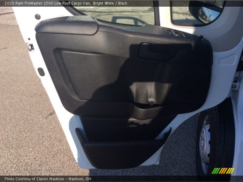 Bright White / Black 2020 Ram ProMaster 1500 Low Roof Cargo Van